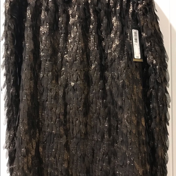 Women’s Skirt - Picture 2 of 6